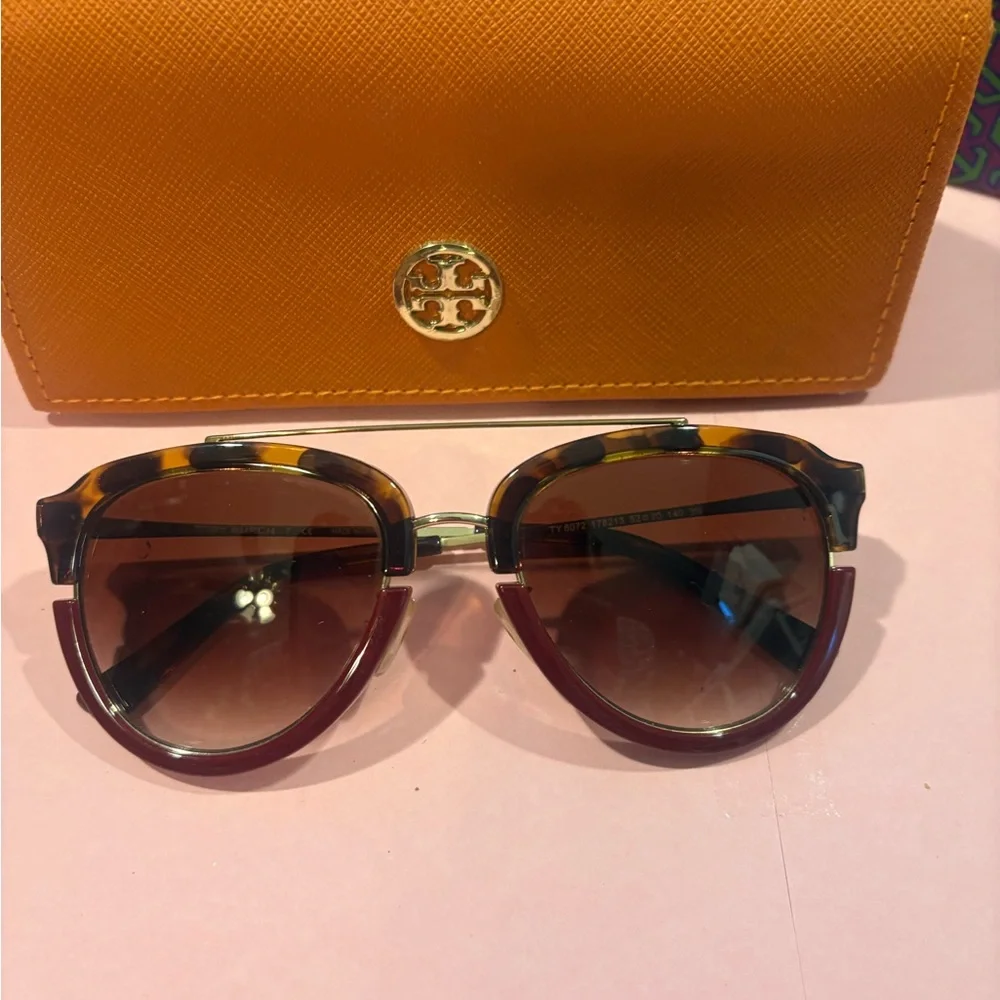 Tory Burch Brown Sunglasses Authentic